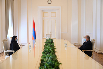 Նախագահ Արմեն Սարգսյանը հանդիպել է Վանո Սիրադեղյանի դստեր հետ