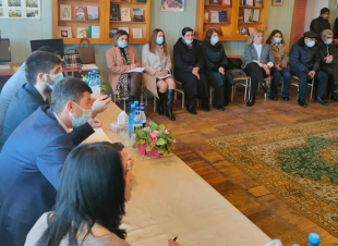 Էկոնոմիկայի նախարարի տեղակալները Կոտայքի մարզում ներկայացրել են գյուղոլորտի ընթացիկ և նախատեսվող ծրագրերը