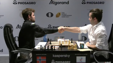 Կարլսենը հաղթեց Նեպոմնյաշչիին աշխարհի չեմպիոնի մրցամարտի 6-րդ պարտիայում