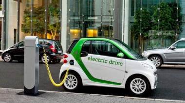 Էլեկտրոմոբիլների համար ԱԱՀ արտոնությունը կերկարաձգվի 2 տարով. ԱԺ-ն քննարկեց նախագիծը