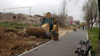 Ա․ Միկոյան փողոցի 2300 քմ քարքարոտ տարածքը վերածվել է կանաչ գոտու