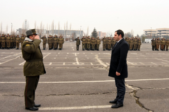 Սուրեն Պապիկյանը ներկայացրել է Վազգեն Սարգսյանի անվան ռազմական համալսարանի նոր պետին