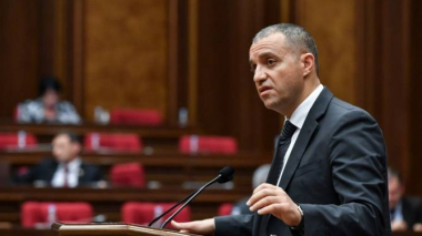 Դա կատակ էր. Քերոբյանը՝ երկնիշ տնտեսական աճ չապահովելու դեպքում հրաժարական տալու հայտարարության մասին