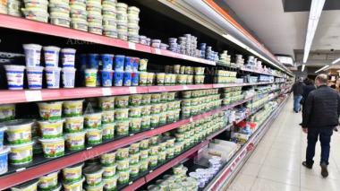 Կաթնային յուղ պարունակող կաթնամթերքը խանութներում առանձին դարակաշարերում կտեղադրվի․ Քերոբյան