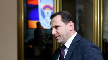 Շարունակվում է Դավիթ Տոնոյանի և մյուսների գործով դատական նիստը. պաշտպանները պնդում են՝ մեղադրյալների խափանման միջոցը պետք է փոխվի