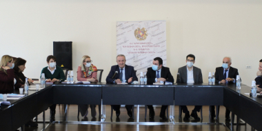 Վահրամ Դումանյանը և ռեկտորները քննարկել են «Բարձրագույն կրթության և գիտության մասին» նոր օրենքի լրամշակված նախագիծը