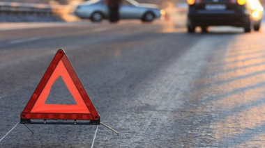 Երևանի Շիրազի փողոցում բախվել են ավտոբուսը և «Մերսեդես» մակնիշի մեքենան. մեկ օրում 13 պատահար է գրանցվել