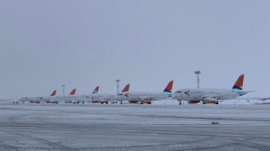 Կրասնոդարի օդանավակայանը վերսկսել է աշխատանքը, որն ընդհատվել էր նախօրեին ձյան տեղումների պատճառով