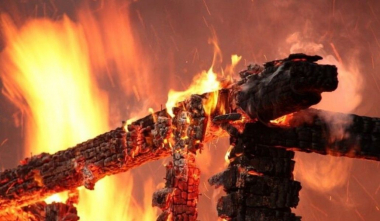 Վշտունու 5-րդ նրբանցքի տներից մեկի տանիքում հրդեհ է բռնկվել