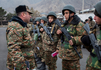 Զորամասերում իրականացվել է մարտական հերթապահության հերթափոխ