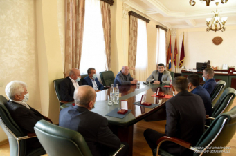 Արցախի նախագահը մի խումբ ազատամարտիկների պետական պարգևներ է հանձնել