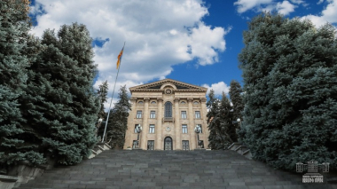 Խորհրդարանական ճեպազրույցներ. ուղիղ 