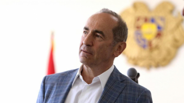 Ռոբերտ Քոչարյանը մեղադրվում է 3 միլիոն դոլար կաշառք ստանալու համար. հրապարակվեց մեղադրական եզրակացությունը