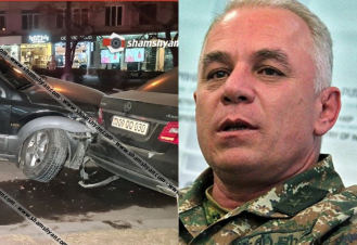 Բախվել են Արցախի պաշտպանության նախկին նախարար Լևոն Մնացականյանի և 3 այլ մեքենաներ. կա վիրավոր