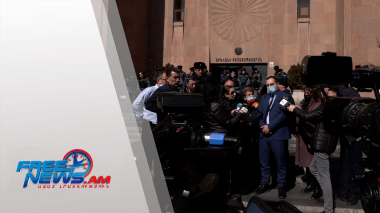 Կենդանիները սովից անկում են