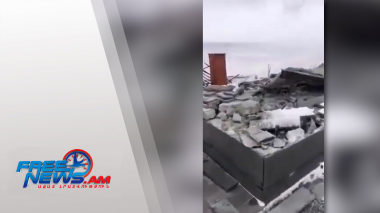 Ուժգին քամին Երանոսում տապալել է 44 մետրանոց խաչը (տեսանյութ)