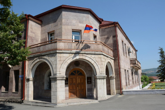 Ադրբեջանի սադրիչ գործողությունները սպառնալիք են տարածաշրջանային խաղաղությանը և կայունությանը, հարված՝ խաղաղապահ առաքելությանը. Արցախի ԱԳՆ
