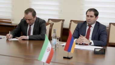 ՀՀ ՊՆ ղեկավարը և Իրանի դեսպանը քննարկել են տարածաշրջանային և միջազգային անվտանգության մի շարք հարցեր