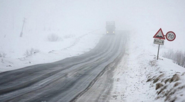 Արագածի տարածաշրջանի ավտոճանապարհներին տեղ-տեղ առկա է մերկասառույց