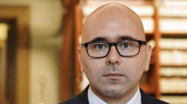 Անհրաժեշտ է կառուցողական կերպով վերսկսել խաղաղ բանակցությունները․ իտալացի պատգամավորը անդրադարձել է Արցախում տիրող իրավիճակին