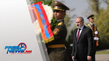 Վարչապետ Փաշինյանը հարգանքի տուրք է մատուցել Հայոց ցեղասպանության զոհերի հիշատակին