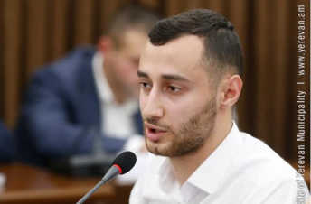 Դոլարի կուրսը 2014թ. Ղրիմի բռնակցումից ու սանկցիաներից հետո էսքան ցածր չի եղել․ Էդուարդ Ավետիսյան