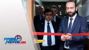 ՀՀ ԱԳ նախարարը հայ գործարարների պատվիրակության հետ այցելել է Հնդկաստանի ամենամեծ` Մումբայի նավահանգիստ