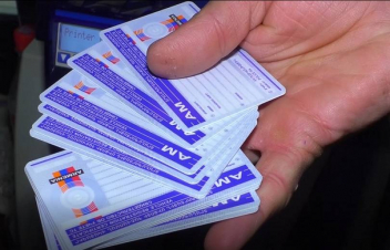 Սյունիքի նախկին մարզպետի որդիները ստացել են վարորդական վկայականներ՝ հաշվառված լինելով հոգեբուժական դիսպանսերում