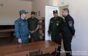 Մեկնարկել են արտակարգ իրավիճակների նախարարի շրջայցերը. Փամբուխչյանը այցելել է Երևանի փրկարարական վարչություն