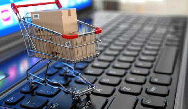 Եթե թոշակառուն թոշակը ստանում է քարտով և առևտուր է իրականացնում քարտով՝ կստանա զեղչեր, ուղիղ ասած՝ թոշակները կբարձրացվեն մինչև 10%-ով․ Վարչապետ