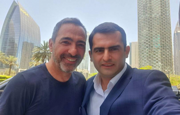 Հակոբ Արշակյանը պատահական հանդիպում է ունեցել ֆուտբոլի Աշխարհի ու Եվրոպայի չեմպիոն Յուրի Ջորկաեֆի հետ