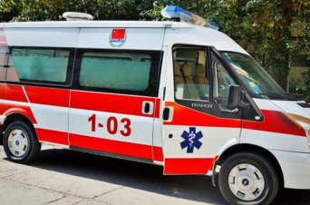 Լոմով հարվածել են գլխին. Երևանում կանչով ժամանած բժշկին և վարորդին ծեծի են ենթարկել