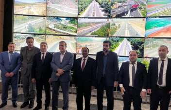 Դարիուշ Ամանը Գնել Սանոսյանին է ներկայացրել իրանական ճանապարհների տեսահսկման, սպասարկման, բեռնատարների կշռման գործընթացը