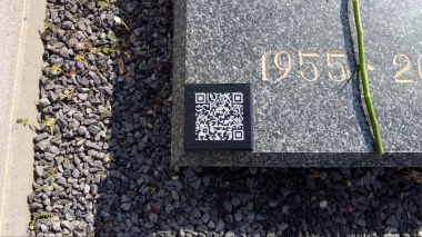 QR կոդի տեղադրում հանգուցյալի գերեզմանաքարին, հիշատակի էջ՝ նրա կյանքի մասին. ՀՀ-ում կգործի նոր ծառայություն