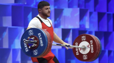 Ծանրորդ Անդրանիկ Կարապետյանը Եվրոպայի առաջնության պոկում վարժության արծաթե մեդալակիր է