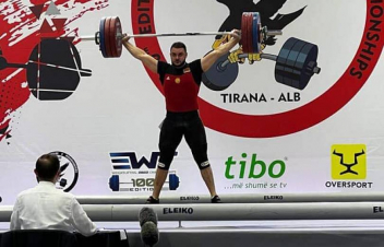 Ծանրորդ Սամվել Գասպարյանը դարձել է Եվրոպայի առաջնության փոխչեմպիոն