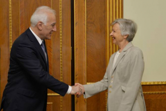 Հայաստանը Եվրոպայի խորհրդի կայուն և վստահելի գործընկերն է. Վենետիկի հանձնաժողովի նախագահը՝ Վահագն Խաչատուրյանին