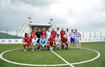 Վահագն Խաչատուրյանը ներկա է գտնվել աշխարհահռչակ ֆուտբոլիստների մասնակցությամբ ցուցադրական հանդիպմանը