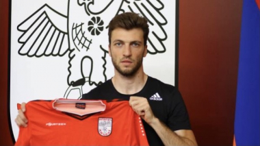 Վարդան Արզոյանը կրկին հանդես կգա «Արարատ»-ում