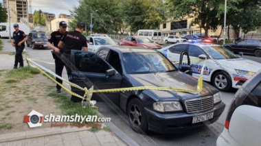 «Մերսեդես» մակնիշի ավտոմեքենայում հայտնաբերվել է տղամարդու դի. ըստ նախնական տեղեկությունների՝ վարորդը հանկարծամահ է եղել