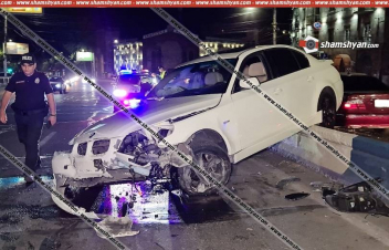 22-ամյա վարորդը Երևանի Արշակունյաց պողոտայում մեքենայով հայտնվել է բետոնե արգելապատնեշի վրա