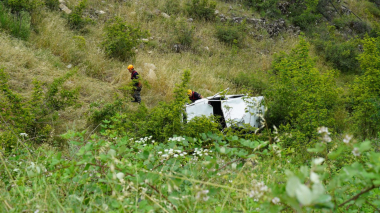 Շոշ-Ստեփանակերտ ճանապարհին մեքենան գլորվել է ձորը․ տուժածի վիճակը ծանր է