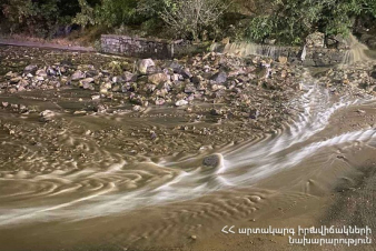 Լենինգրադյանից դեպի Կիեւյան կամուրջ տանող ճանապարհահատվածը փլուզման հետեւանքով դարձել է միակողմանի երթեւեկելի