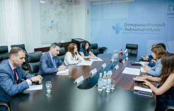 Անահիտ Ավանեսյանը և Նաթիա Նացվլիշվիլին անդրադարձել են առողջության ապահովագրության հայեցակարգի ներդրման հարցերին