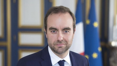 Ֆրանսիայի զինված ուժերի նախարարը հայտարարել է Ուկրաինային զրահափոխադրիչներ մատակարարելու պլանների մասին