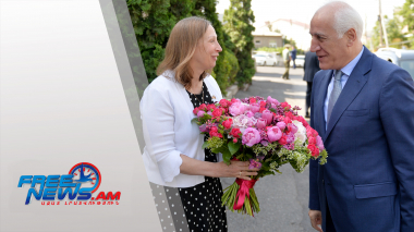 Վահագն Խաչատուրյանն այցելել է Հայաստանում ԱՄՆ դեսպանին