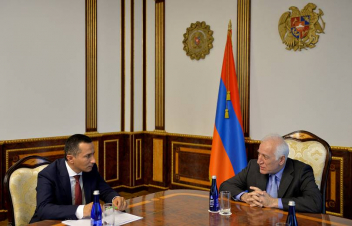 Սյունիքի մարզպետը ՀՀ նախագահին է ներկայացրել մարզում տիրող ընդհանուր իրավիճակը