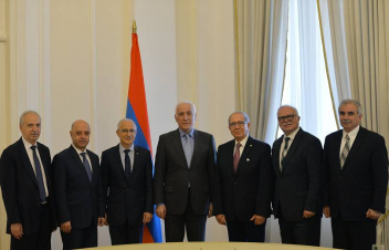 Վահագն Խաչատուրյանն ընդունել է Հայ ավետարանական եկեղեցու պատվիրակությանը