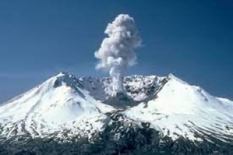 Կուրիլյան կղզիներում Էբեկո հրաբուխը մոխիր է նետել 1 կմ բարձրության վրա