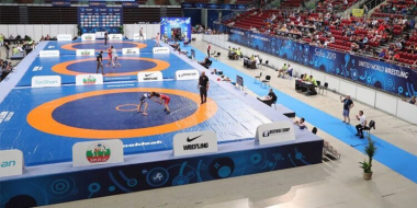 Ադրբեջանցի ըմբիշը ՀՀ օրհներգի ժամանակ իջել է պատվա հարթակից. Միջադեպ ըմբշամարտի երիտասարդական ԵԱ-ում